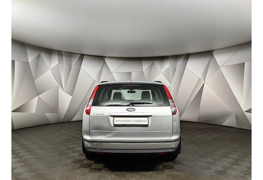 Ford Focus 1.6 AT (101 л.с.) Ghia Серебристый в АВИЛОН. Слайд №8
