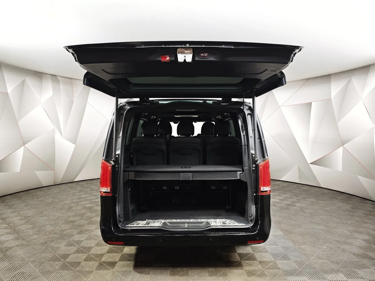 Mercedes-Benz V-Класс V 220 d AT L2 4x4 (163 л.с.) Черный в АВИЛОН. Слайд №12