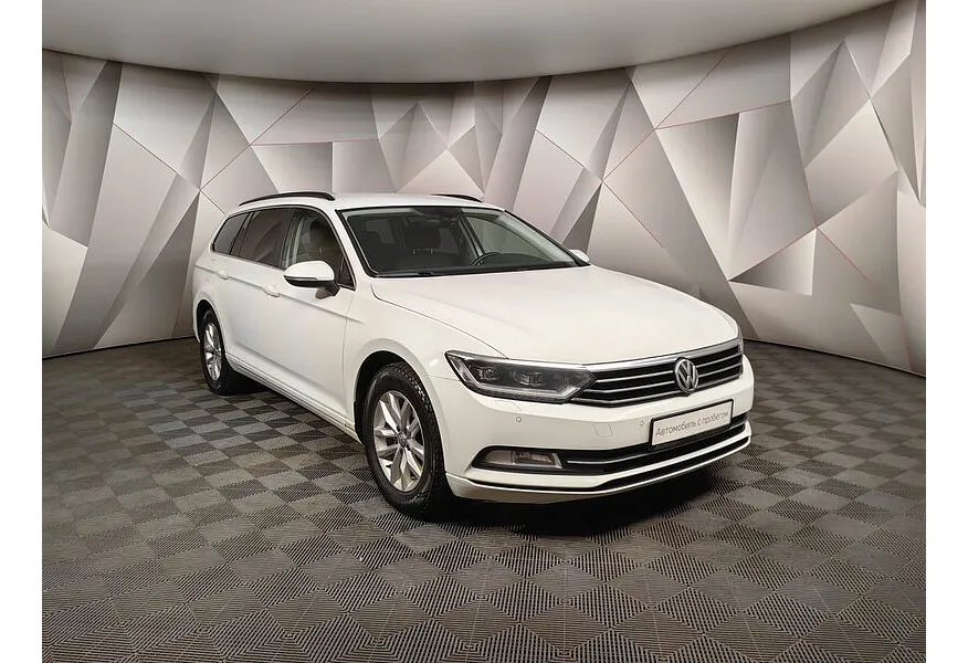 Volkswagen Passat 1.8 TSI DSG (180 л.с.) Comfortline Белый в АВИЛОН. Слайд №3