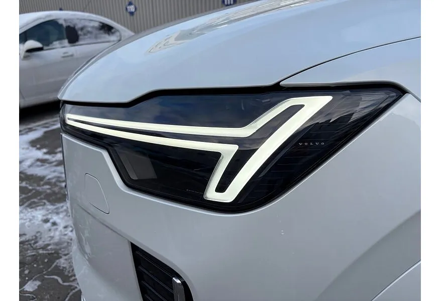 Volvo XC90 2.0 B6 mild hybrid AT AWD (7 мест) (300 л.с.) Ultra Bright Белый в АВИЛОН. Слайд №14 Volvo XC90 2.0 B6 mild hybrid AT AWD (7 мест) (300 л.с.) Ultra Bright Белый в АВИЛОН. Слайд №14