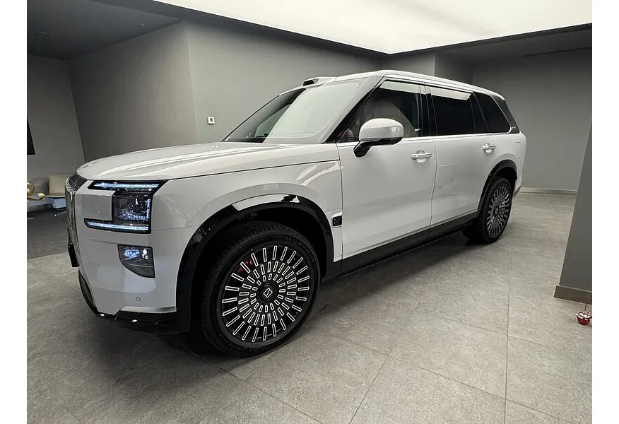 АВИЛОН - Zeekr 9X 2.0h AT 4WD (1177 л.с.) Hyper Серебристый - slide 9621602