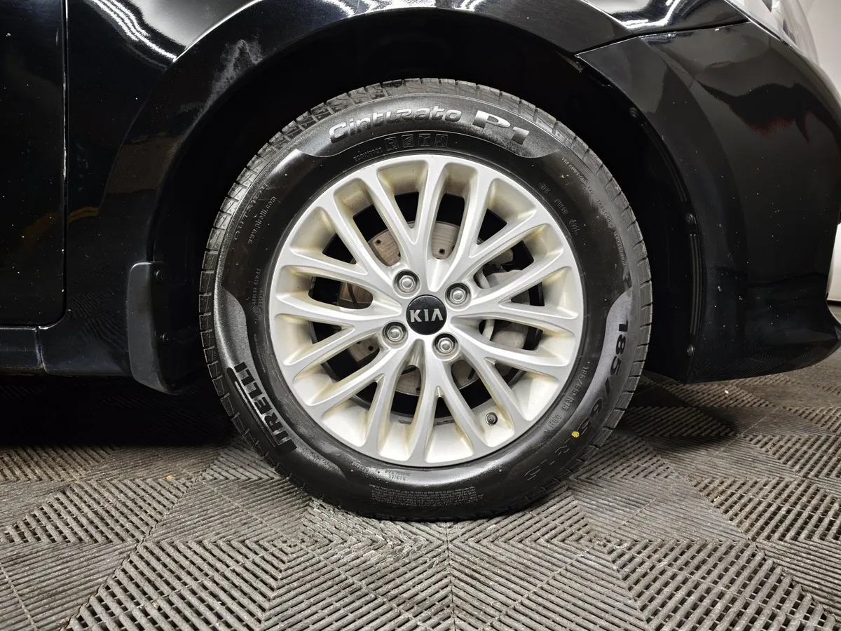 Kia Rio 1.6 AT (123 л.с.) Черный в АВИЛОН. Слайд №9