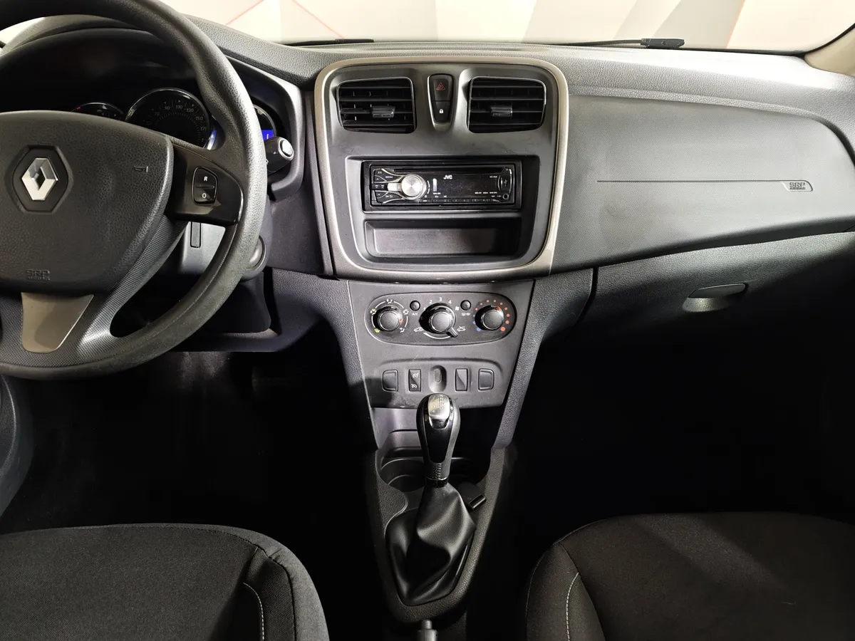 Renault Sandero 1.6 AT (102 л.с.) Drive Красный в АВИЛОН. Слайд №15