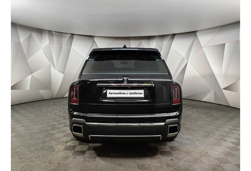 Rolls-Royce Cullinan 6.75 AT AWD (571 л.с.) Individual Черный в АВИЛОН. Слайд №8