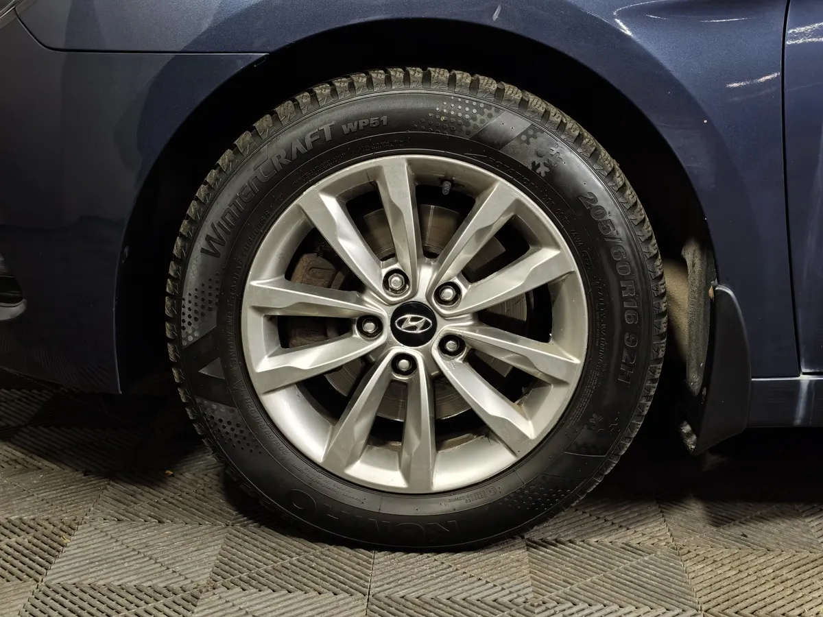 Hyundai i40 2.0 AT (150 л.с.) Comfort Синий в АВИЛОН. Слайд №9