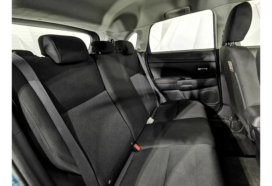 Mitsubishi ASX 1.8 CVT 2WD (140 л.с.) Голубой в АВИЛОН. Слайд №16