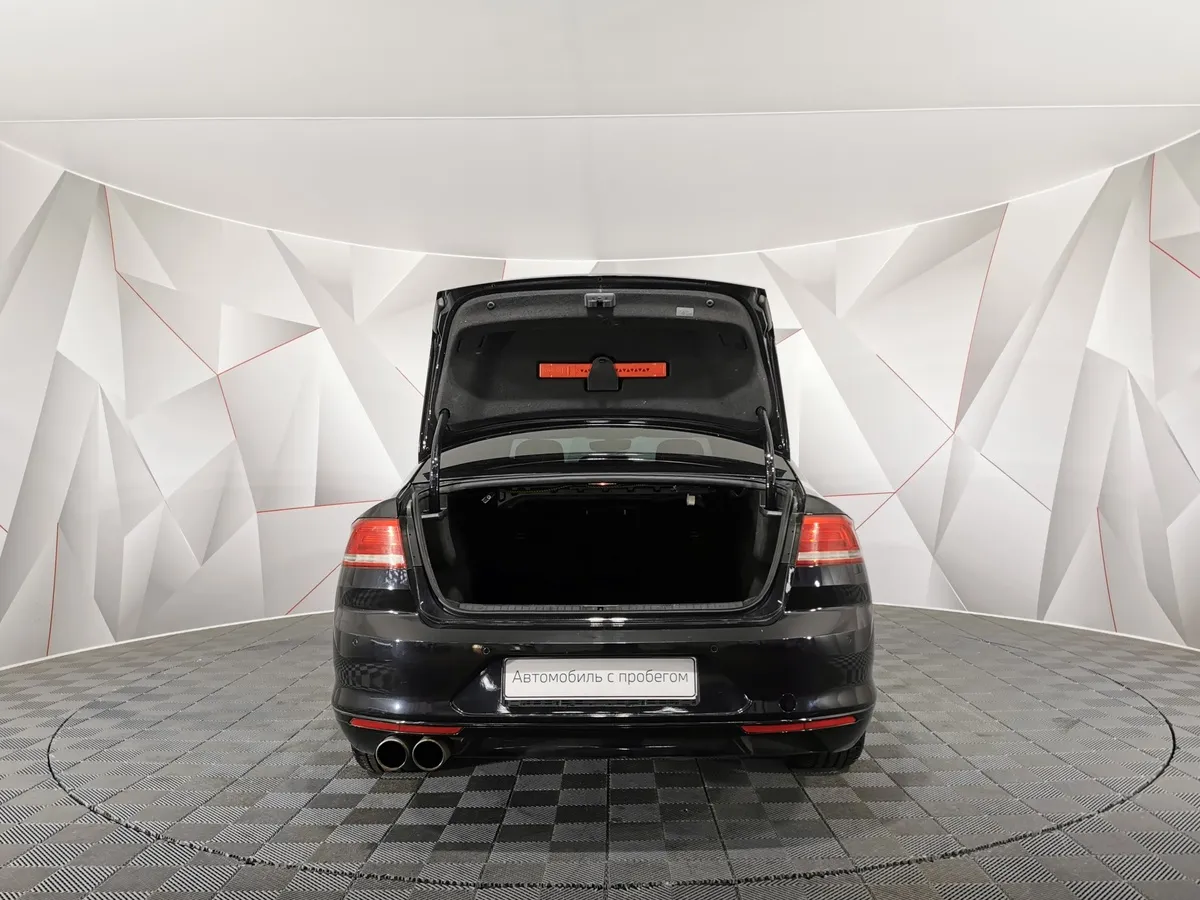 Volkswagen Passat 1.8 TSI BlueMotion DSG (180 л.с.) Comfortline Черный в АВИЛОН. Слайд №11