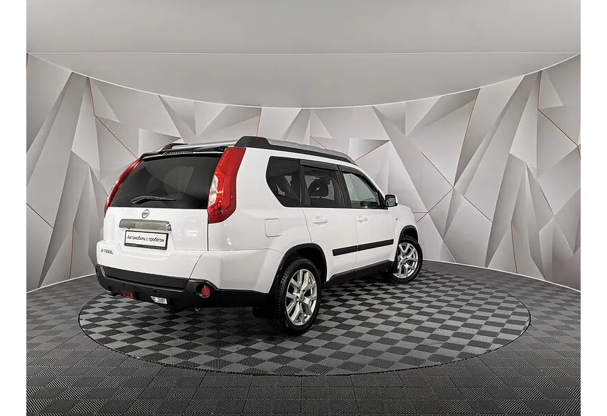 Nissan X-Trail 2.0 CVT AWD (144 л.с.) LE Top Белый в АВИЛОН. Слайд №2