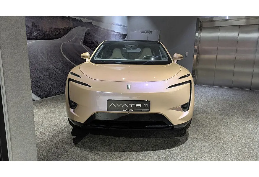 Avatr 11 116 kWh 4WD (578 л.с.) 5 мест Бежевый в АВИЛОН. Слайд №3