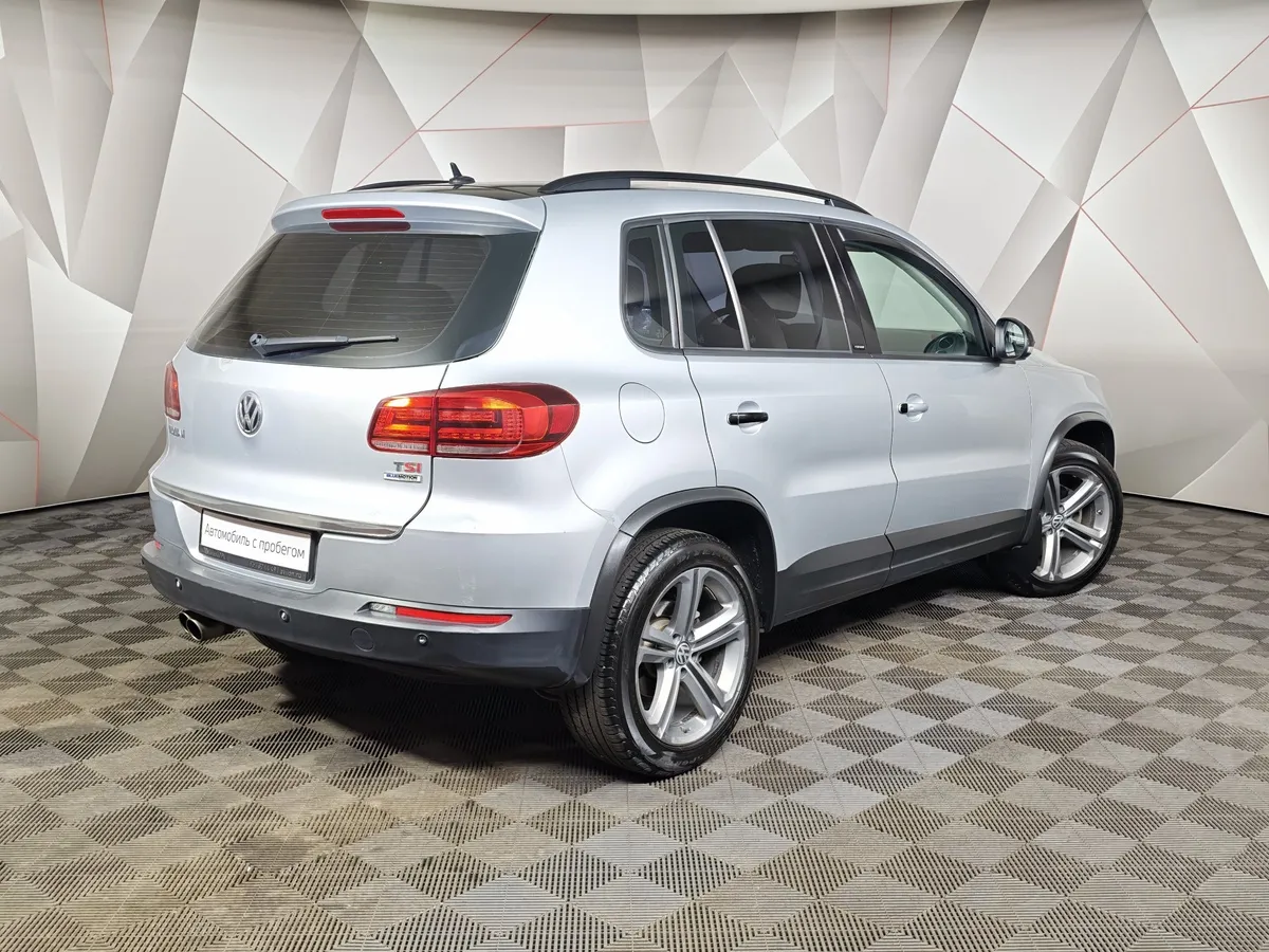 Volkswagen Tiguan 1.4 TSI BlueMotion DSG (150 л.с.) Sport&Style Черный в АВИЛОН. Слайд №2