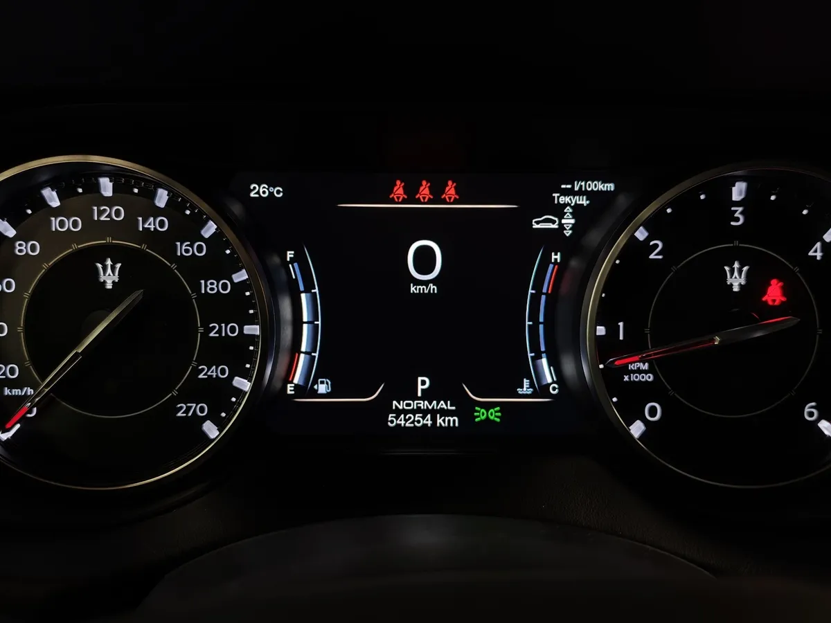 Maserati Levante Diesel 3.0 V6 AT (275 л.с.) Gransport Черный в АВИЛОН. Слайд №18