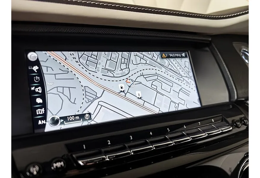 Rolls-Royce Cullinan 6.75 AT AWD (571 л.с.) Individual Черный в АВИЛОН. Слайд №23