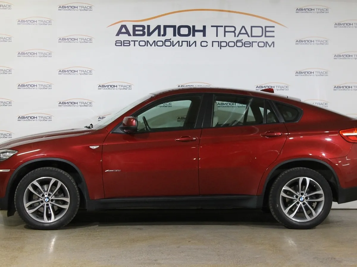 BMW X6 xDrive35i 8AT (306 л.с.) Красный в АВИЛОН. Слайд №9
