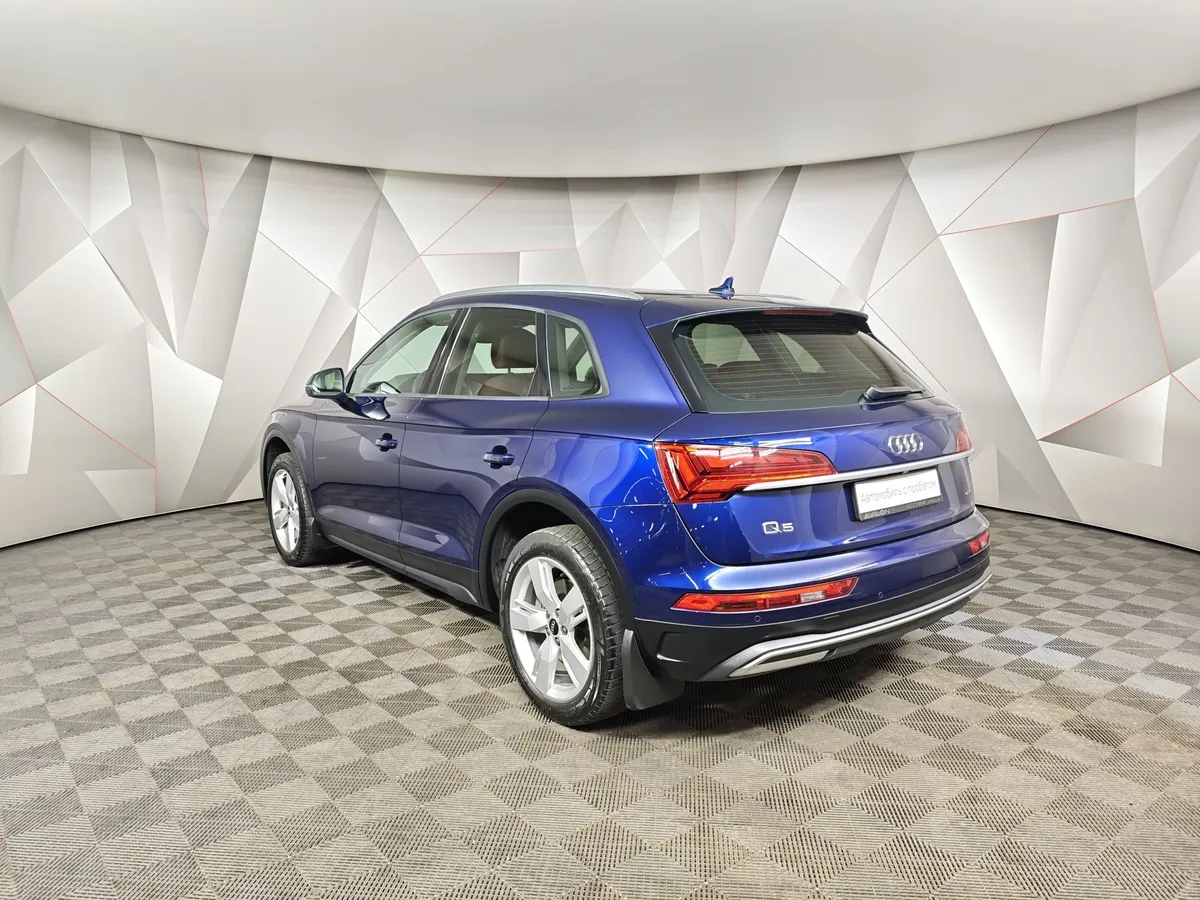 Audi Q5 2.0 TFSI S tronic quattro (249 л.с.) Синий в АВИЛОН. Слайд №4