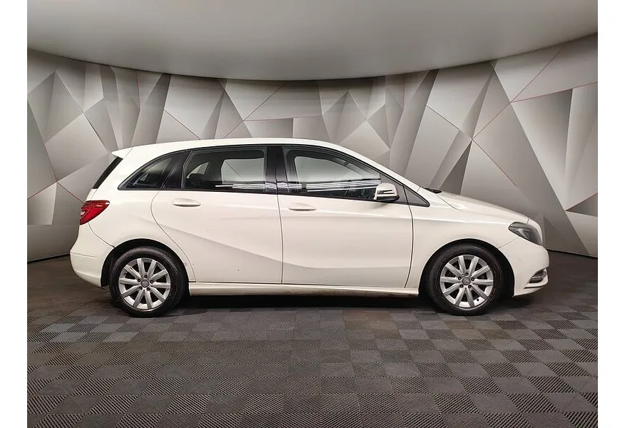 LIVE. Слайд №4