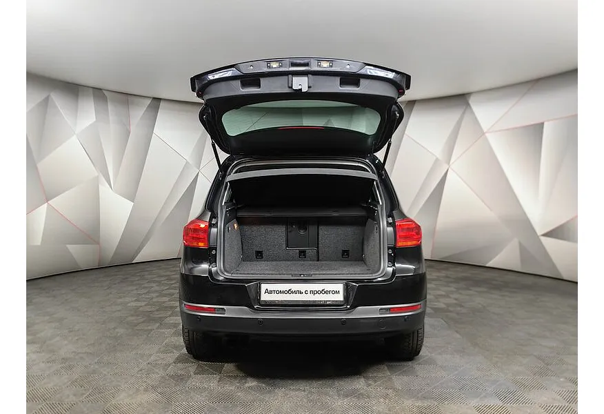 Volkswagen Tiguan 2.0 TDI 4Motion AT (140 л.с.) Track & Field Черный в АВИЛОН. Слайд №11