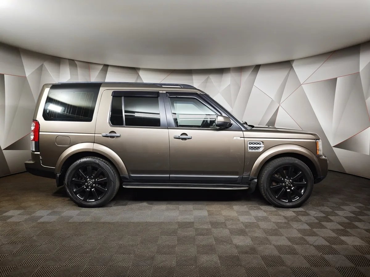 Land Rover Discovery 3.0 TD AT (245 л.с.) SE Коричневый в АВИЛОН. Слайд №6
