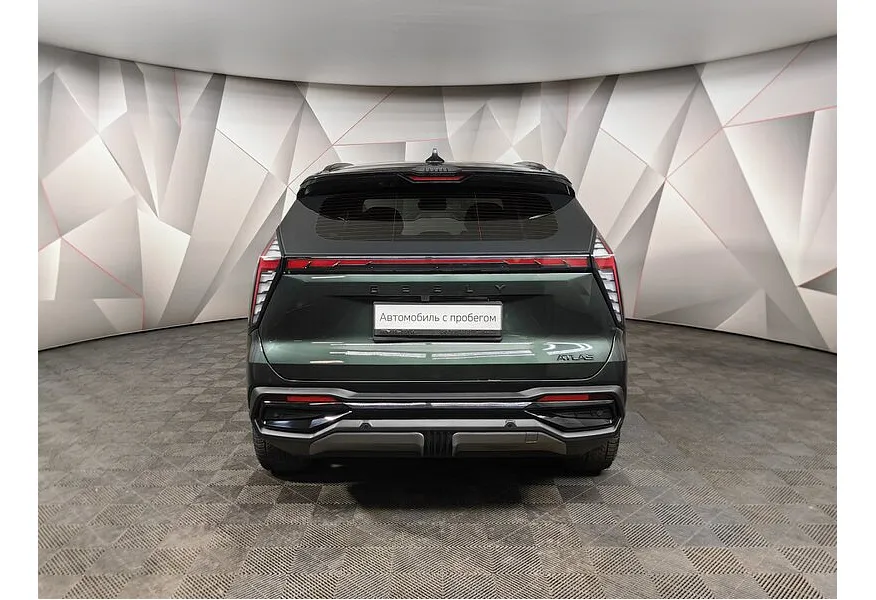 Geely Atlas 2.0T 7DCT 2WD (200 л.с.) Flagship Sport Зеленый в АВИЛОН. Слайд №8