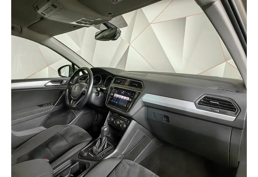 Volkswagen Tiguan 1.4 TSI 4Motion AT (150 л.с.) GO! Бежевый в АВИЛОН. Слайд №13