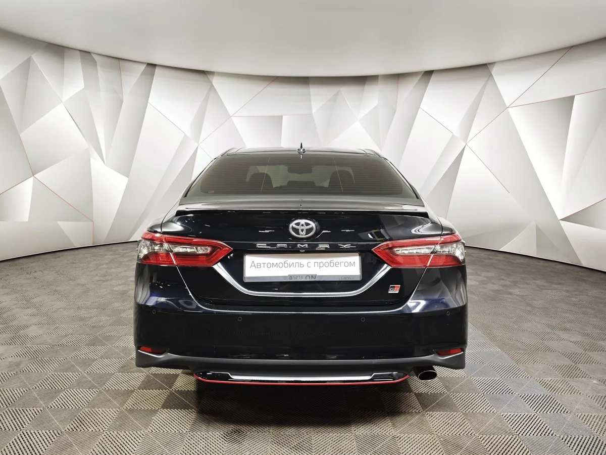Toyota Camry 2.5 AT (200 л.с.) GR-SPORT Черный в АВИЛОН. Слайд №8