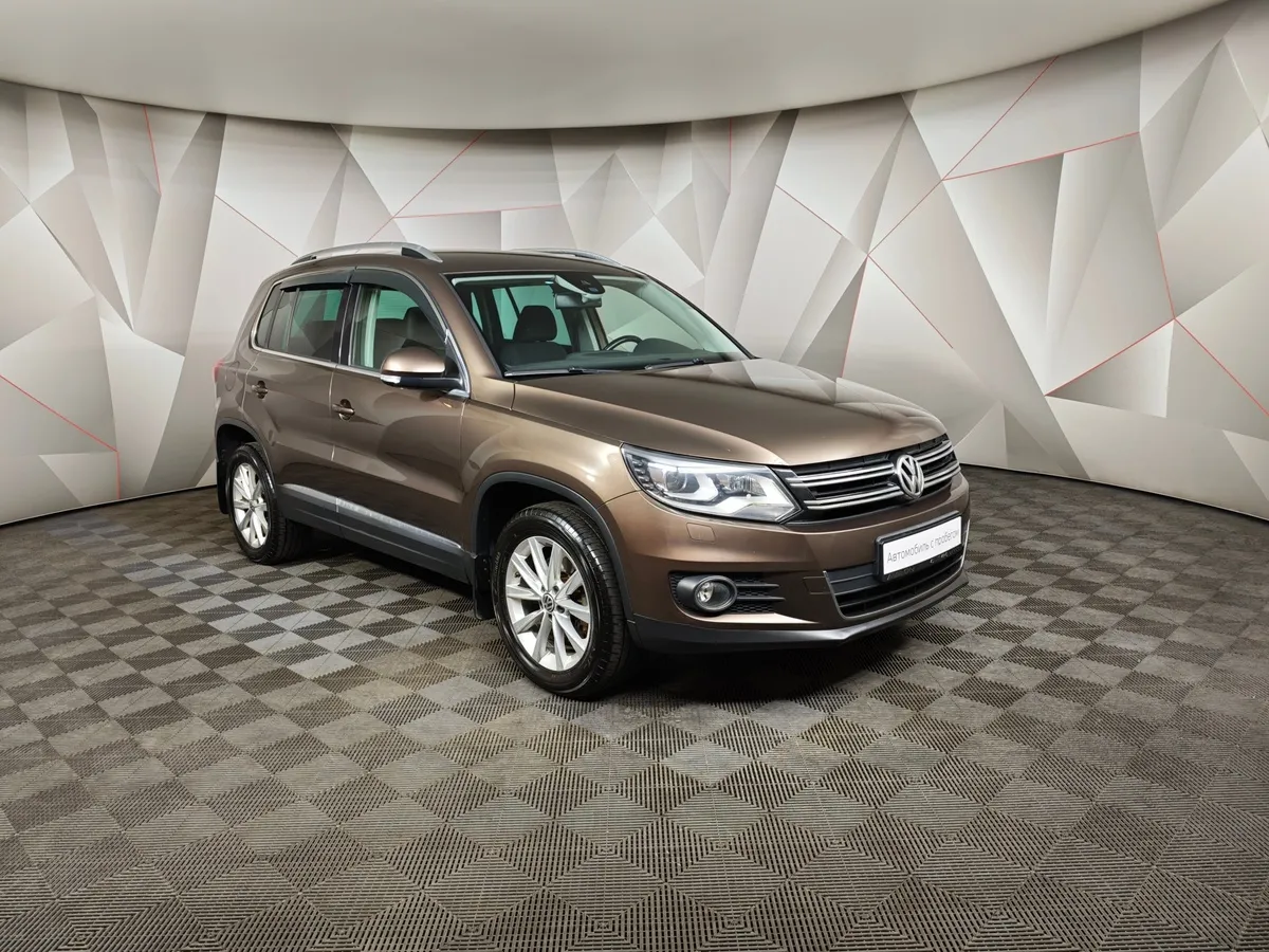 Volkswagen Tiguan 2.0 TSI 4Motion AT (180 л.с.) Sport & Style Коричневый в АВИЛОН. Слайд №3
