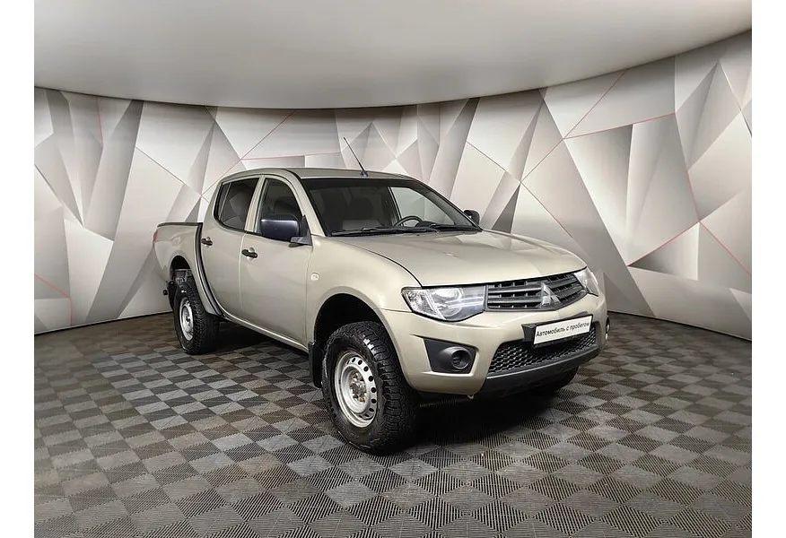 АВИЛОН - Mitsubishi L200 2.5 DI-D MT 4WD (136 л.с.) Бежевый - slide 1