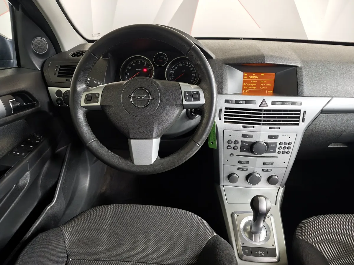 Opel Astra 1.6 Easytronic (115 л.с.) base Черный в АВИЛОН. Слайд №20