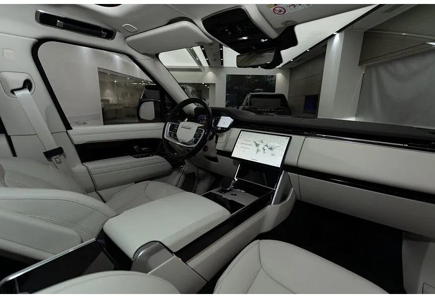 Land Rover Range Rover 3.0 D350 LWB AT AWD (350 л.с.) Autobiography Белый в АВИЛОН. Слайд №13