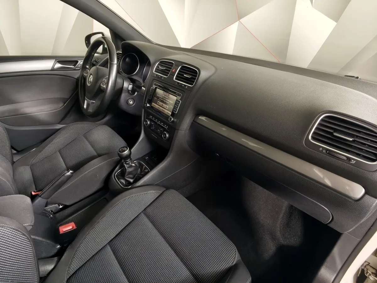 Volkswagen Golf 1.4 TSI MT (122 л.с.) Highline Белый в АВИЛОН. Слайд №12