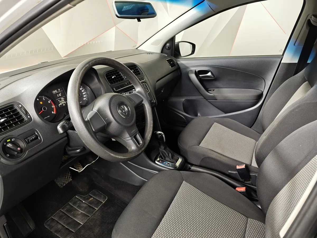 Volkswagen Polo 1.4 DSG (85 л.с.) Trendline Белый в АВИЛОН. Слайд №19