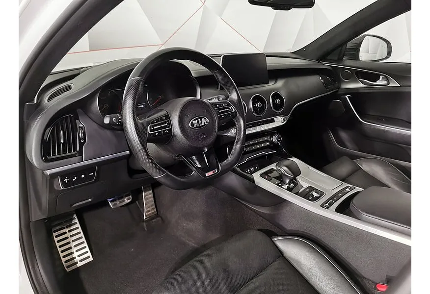 АВИЛОН - Kia Stinger 2.0 AT (247 л.с.) Comfort Белый - slide 6
