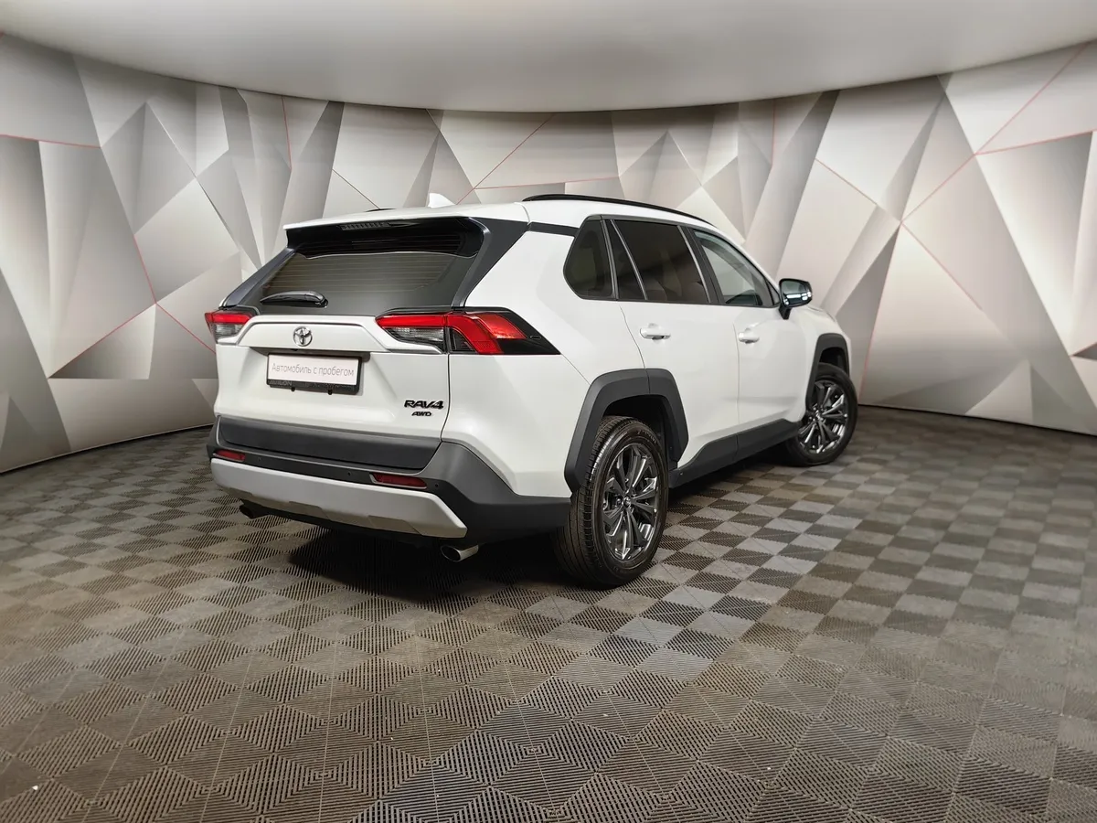 Toyota RAV4 2.0i CVT AWD (171 л.с.) Fashion Plus Белый в АВИЛОН. Слайд №2