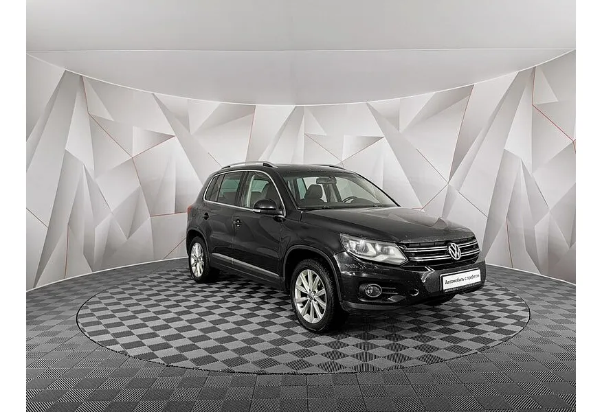 Volkswagen Tiguan 2.0 TDI 4Motion AT (140 л.с.) Track & Field Черный в АВИЛОН. Слайд №3