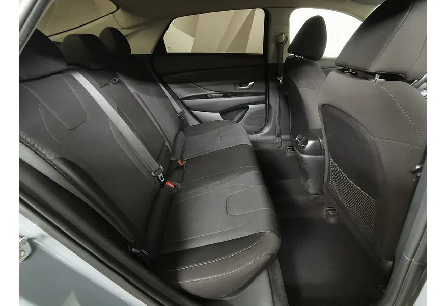 Hyundai Elantra 1.6 AT (128 л.с.) Elegance Серый в АВИЛОН. Слайд №16
