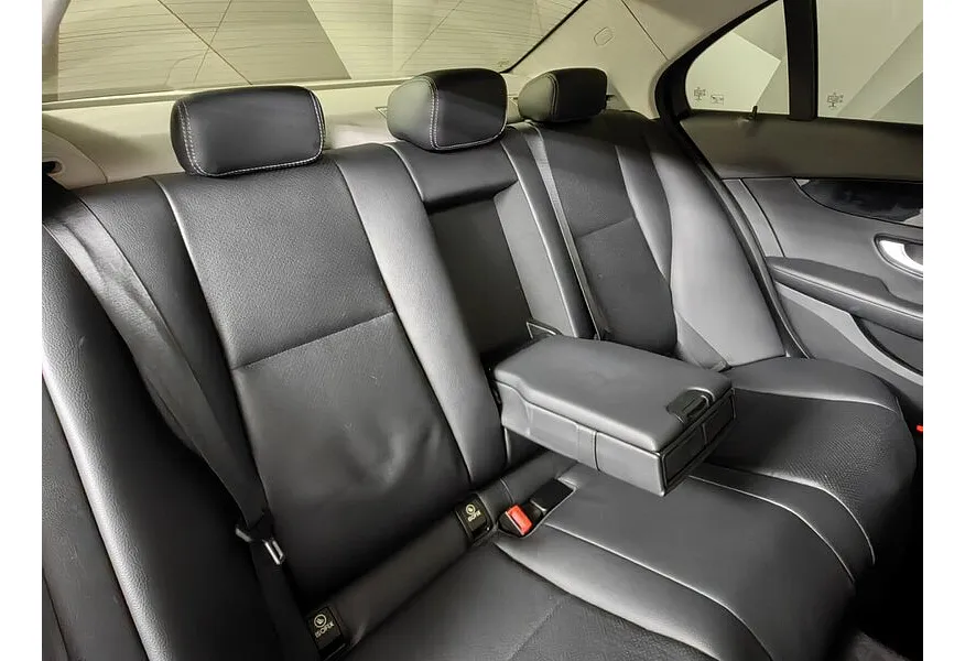 Mercedes-Benz C-Класс C 180 9G-Tronic (150 л.с.) Особая серия Серый в АВИЛОН. Слайд №17