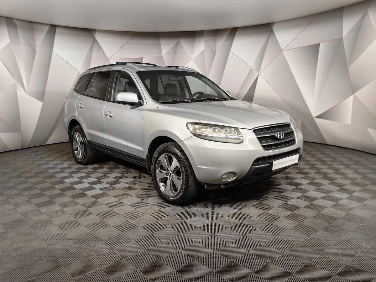 Hyundai Santa Fe 2.7 AT (188 л.с.) Серебристый в АВИЛОН. Слайд №3