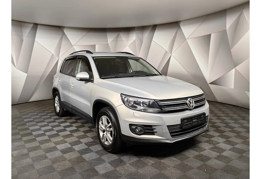Volkswagen Tiguan 1.4 TSI BlueMotion DSG (150 л.с.) Желтый в АВИЛОН. Слайд №2