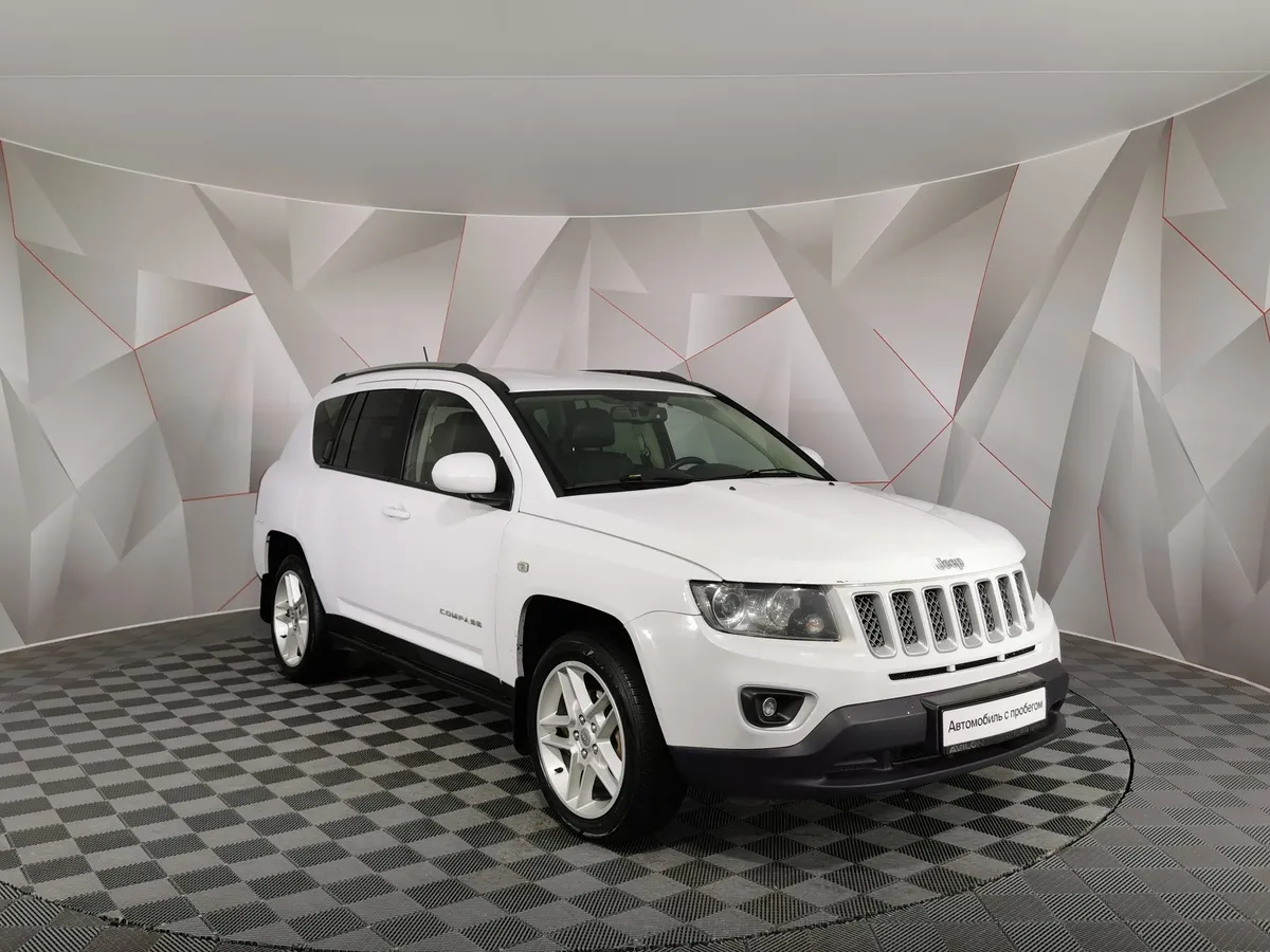 Jeep Compass 2.4 AT AWD (170 л.с.) Limited Белый в АВИЛОН. Слайд №3