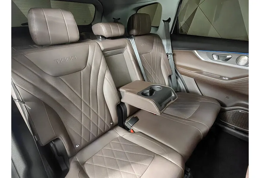 Chery Tiggo 8 Pro Max 2.0 AMT AWD (197 л.с.) Ultimate Белый в АВИЛОН. Слайд №17