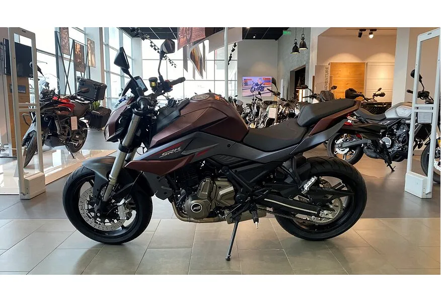 АВИЛОН - QJMOTOR SRK 700 700 см³ (73 л.с.) 700 Красный - slide 2