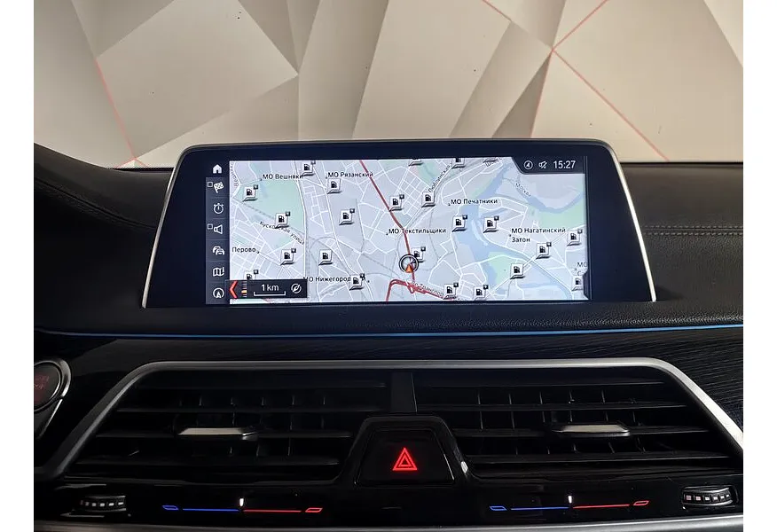 LIVE. Слайд №17