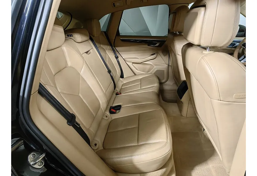 Porsche Macan S 3.0 PDK AWD (340 л.с.) Черный в АВИЛОН. Слайд №16