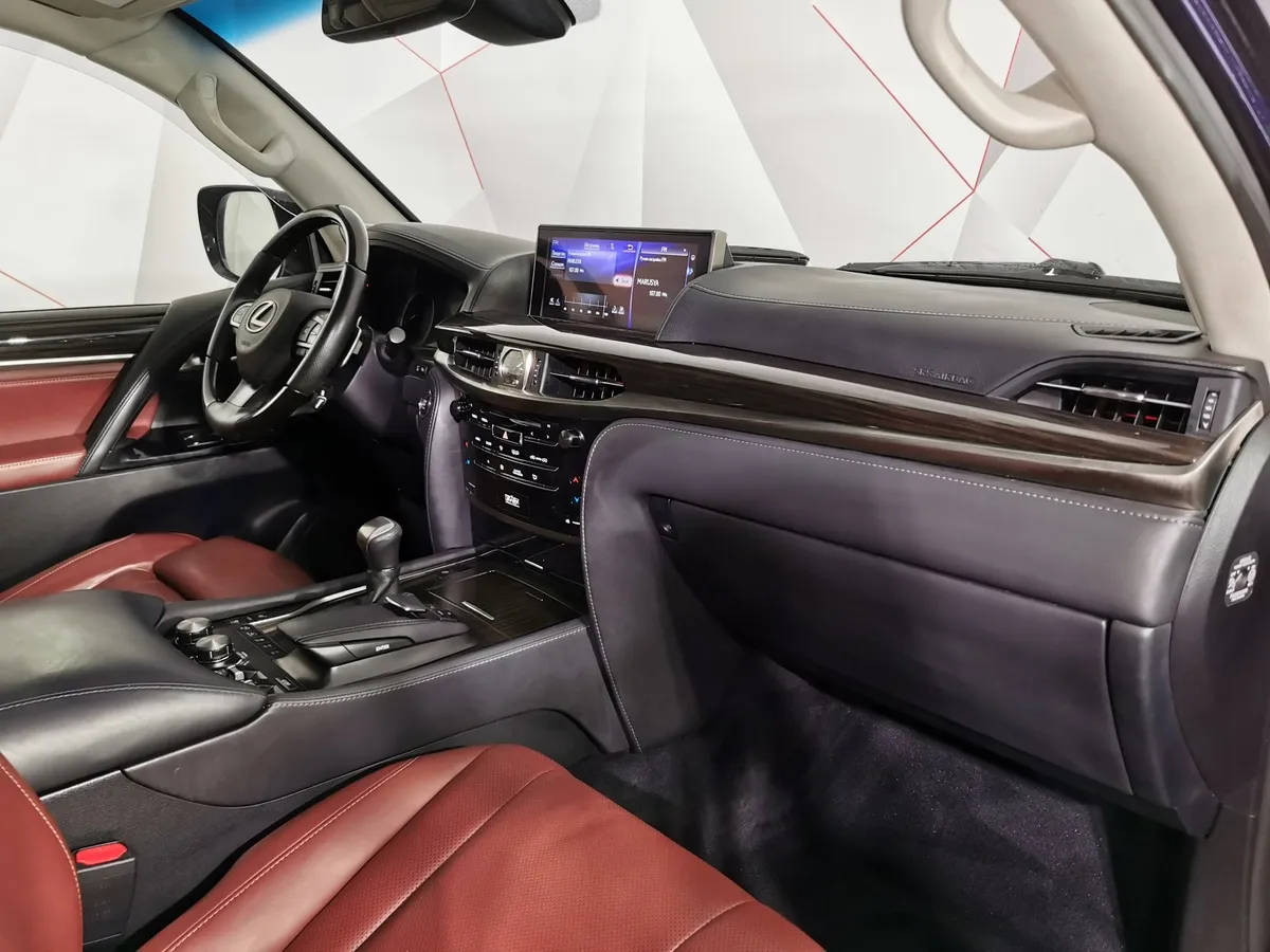 Lexus LX 570 AT (367 л.с.) Синий в АВИЛОН. Слайд №12