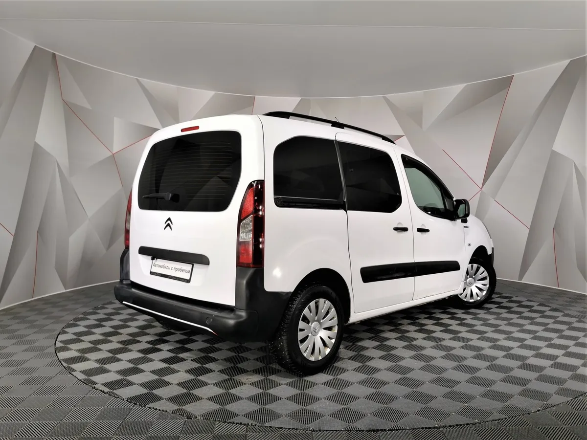 Citroen Berlingo 1.6 MT (110 л.с.) Белый в АВИЛОН. Слайд №2