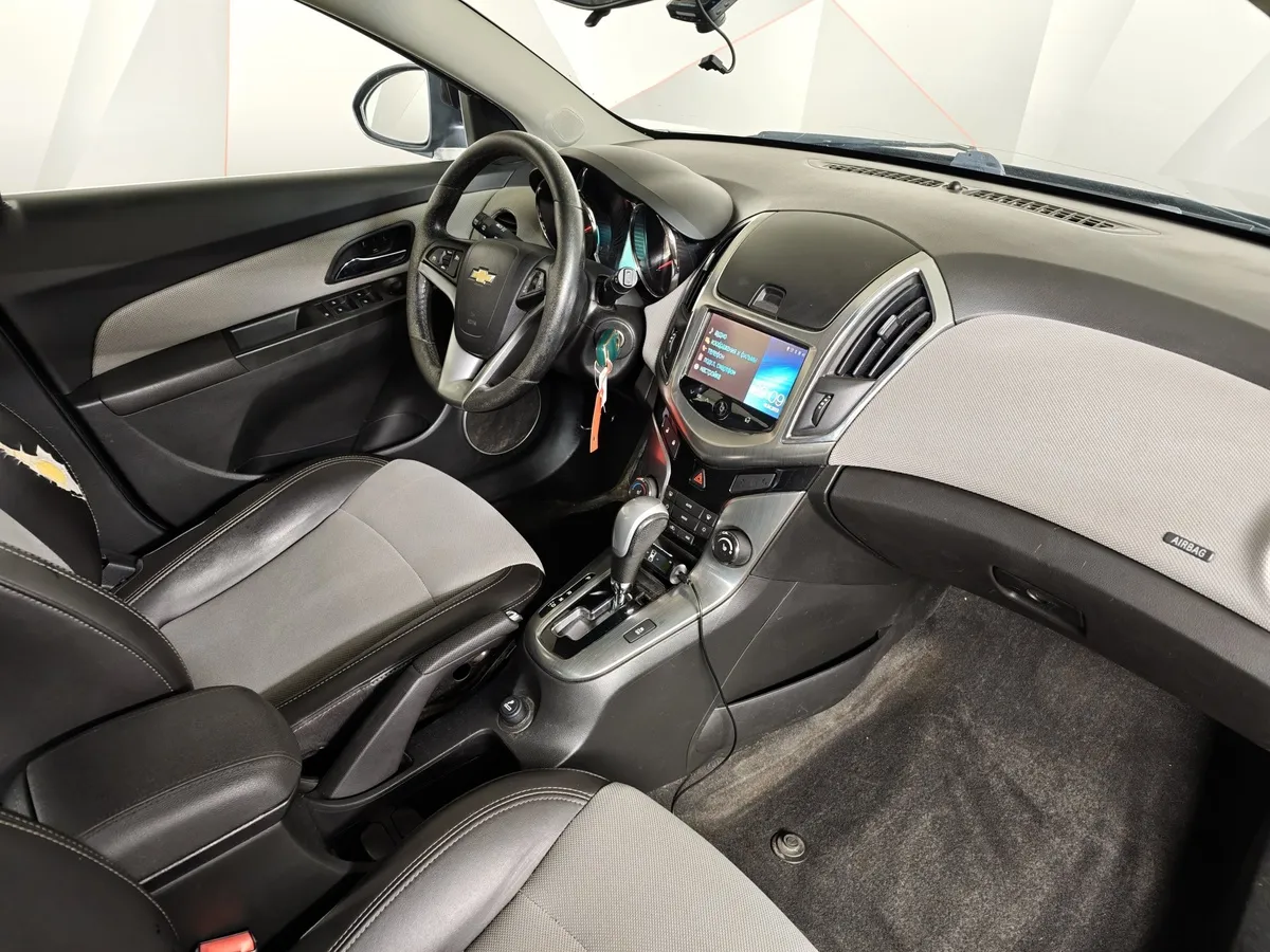 Chevrolet Cruze 1.8 AT (141 л.с.) Коричневый в АВИЛОН. Слайд №13