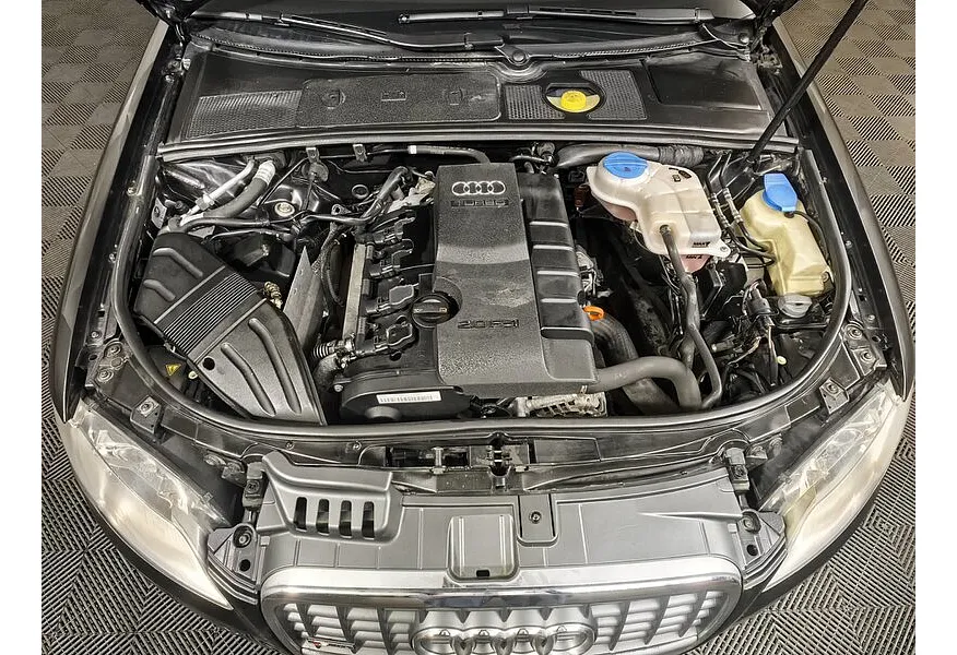 Audi A4 2.0 TFSI multitronic (200 л.с.) Серый в АВИЛОН. Слайд №9