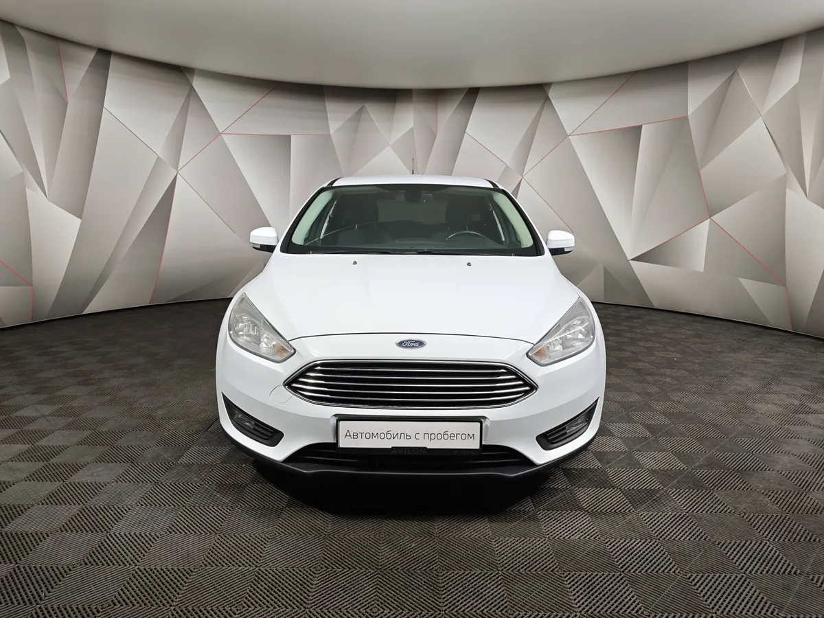 Ford Focus 1.6 Ti-VCT PowerShift (125 л.с.) Trend Белый в АВИЛОН. Слайд №7