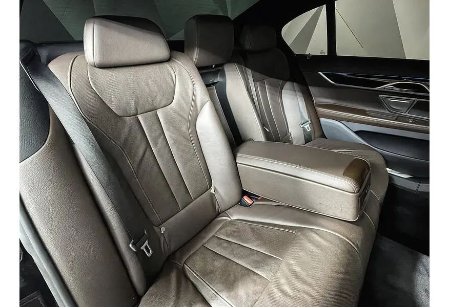 LIVE. Слайд №11