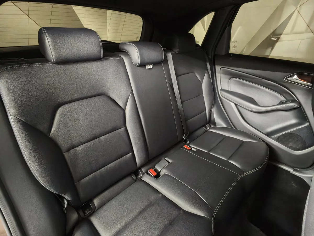 Mercedes-Benz B-Класс B 180 MT (122 л.с.) Коричневый в АВИЛОН. Слайд №16