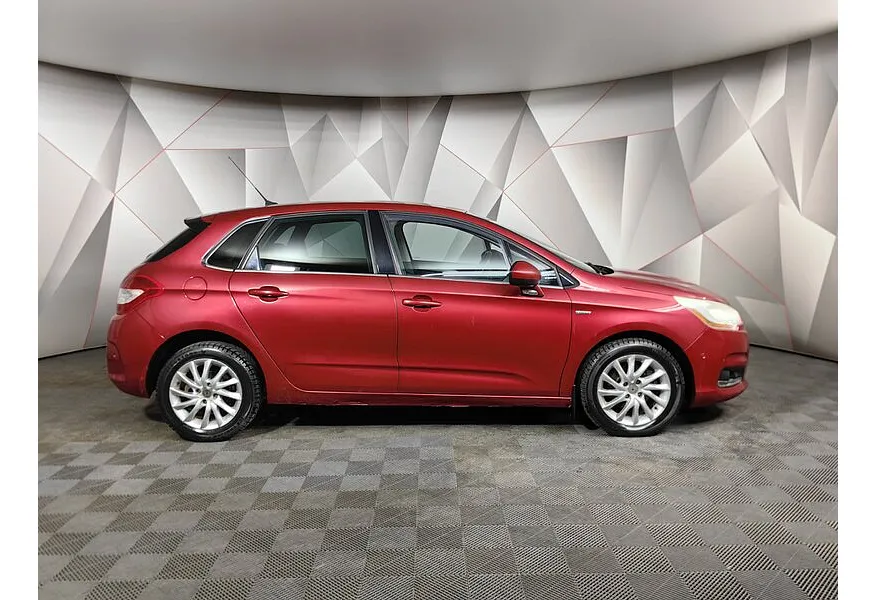 Citroen C4 1.6 VTi AT (120 л.с.) Красный в АВИЛОН. Слайд №6